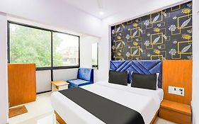 Hotel O Neelkanth Palace